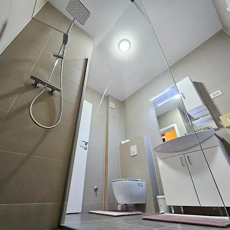 Kadic - Free Private Garage Parking Apartment Bjelasnica