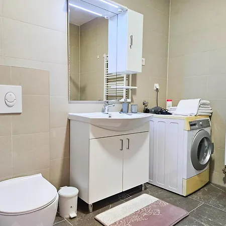 Kadic - Free Private Garage Parking