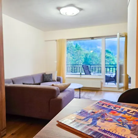 Kadic - Free Private Garage Parking Apartment